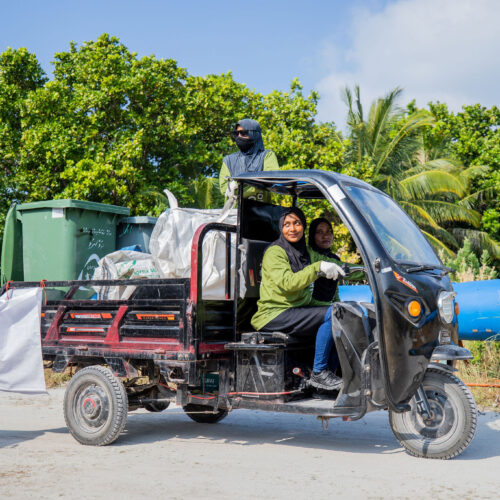 waste collection vehicle